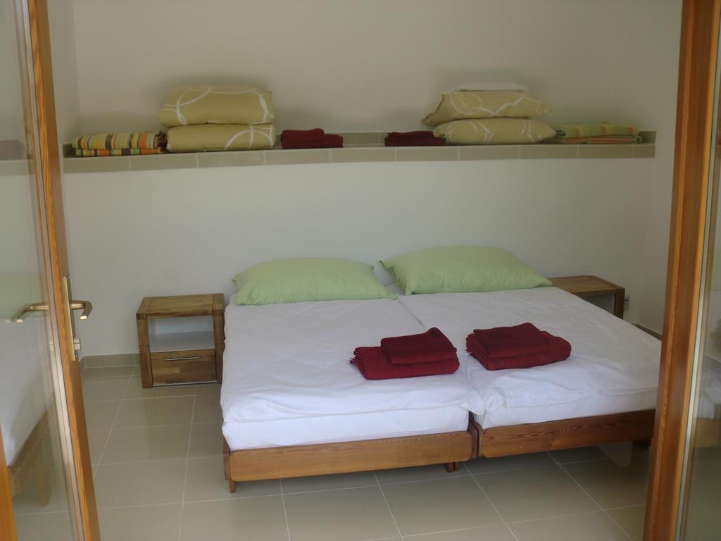 קרק Villa Splendissima Krk - Adults Only חדר תמונה